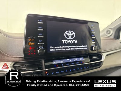 2023 Toyota Sienna Platinum 7 Passenger