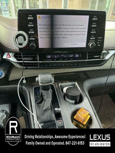 2023 Toyota Sienna Platinum 7 Passenger