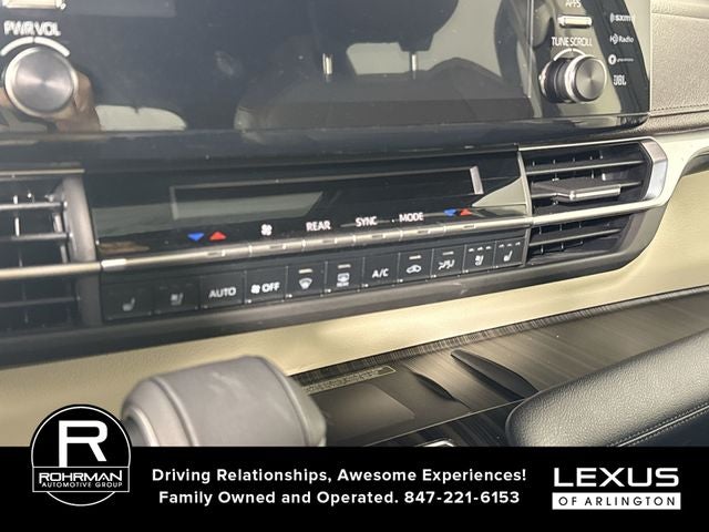 2022 Toyota Sienna Platinum 7 Passenger