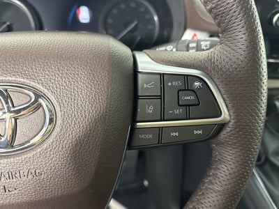 2022 Toyota Sienna Platinum 7 Passenger
