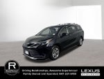 2022 Toyota Sienna Platinum 7 Passenger