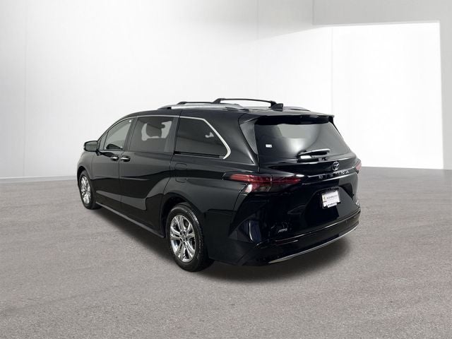 2022 Toyota Sienna Platinum 7 Passenger