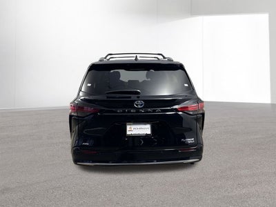 2022 Toyota Sienna Platinum 7 Passenger