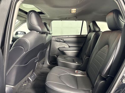 2021 Toyota Highlander Hybrid XLE