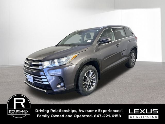 2019 Toyota Highlander SE