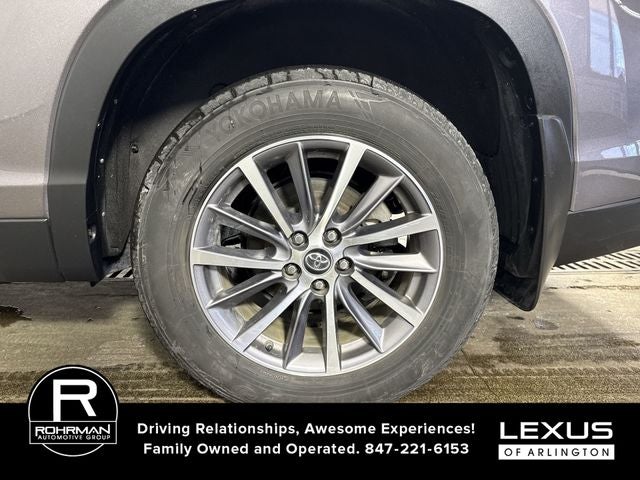 2019 Toyota Highlander SE