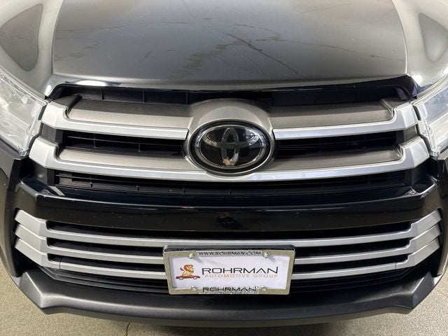 2018 Toyota Highlander SE