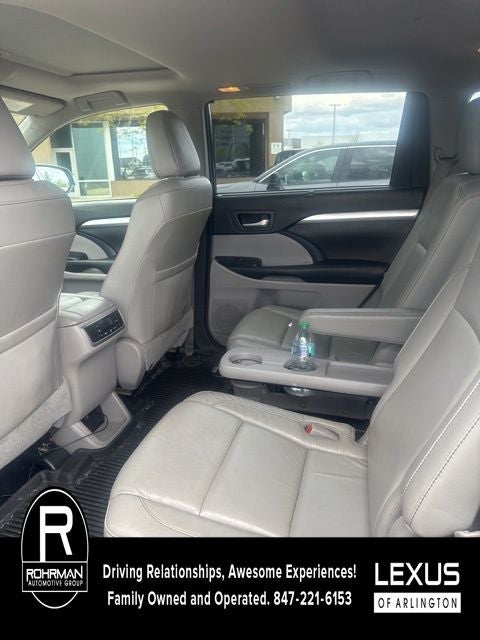 2018 Toyota Highlander SE