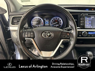 2019 Toyota Highlander SE