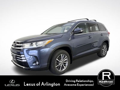 2019 Toyota Highlander SE