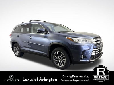 2019 Toyota Highlander SE