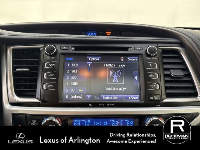 2019 Toyota Highlander SE