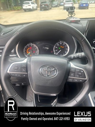2024 Toyota Highlander LE