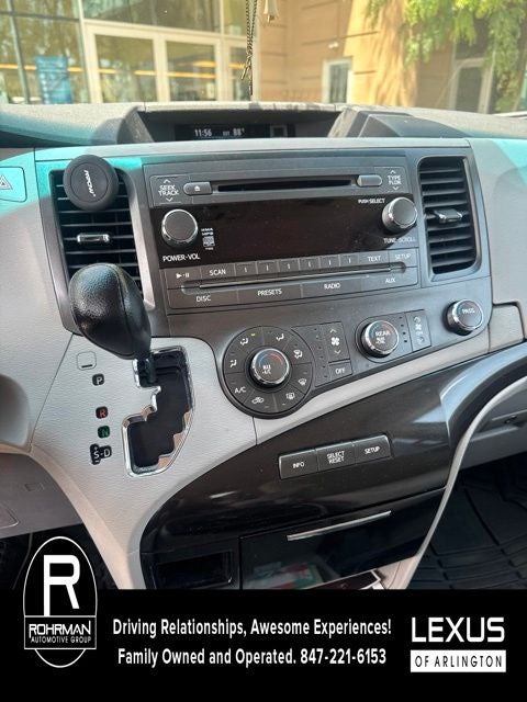 2011 Toyota Sienna LE AAS