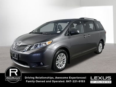 2017 Toyota Sienna XLE 7 Passenger