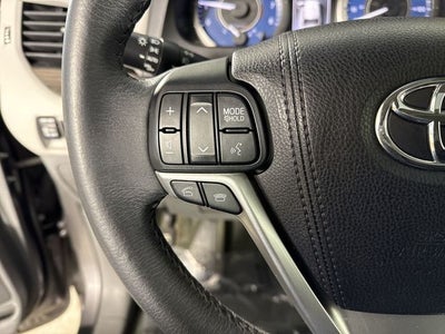 2017 Toyota Sienna XLE 7 Passenger