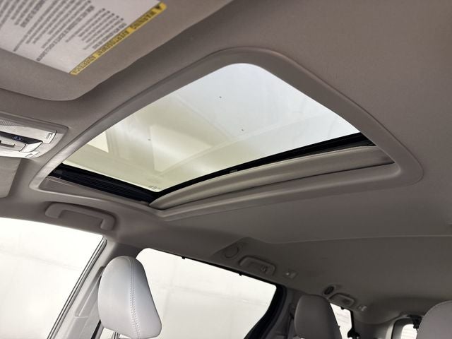 2017 Toyota Sienna XLE 7 Passenger