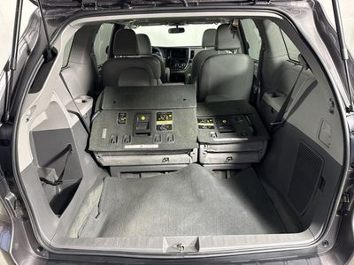 2017 Toyota Sienna XLE 7 Passenger