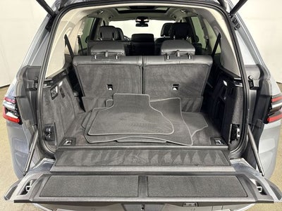 2025 BMW X7 xDrive40i