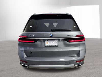 2025 BMW X7 xDrive40i