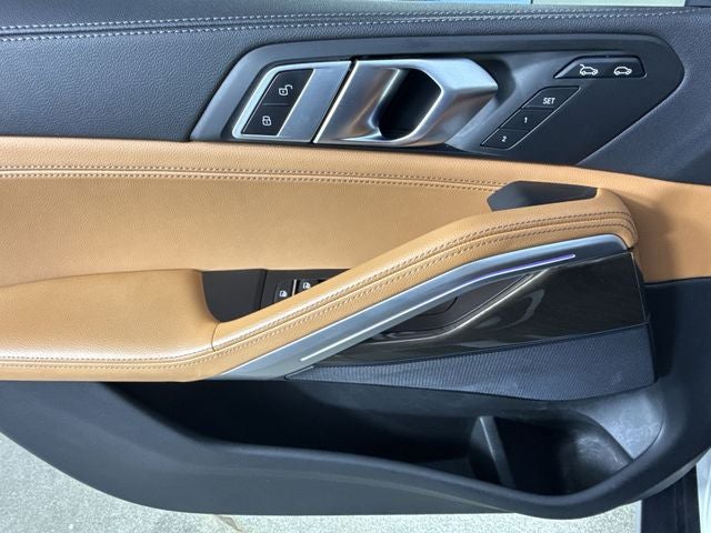 2022 BMW X6 xDrive40i