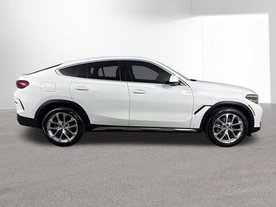 2022 BMW X6 xDrive40i