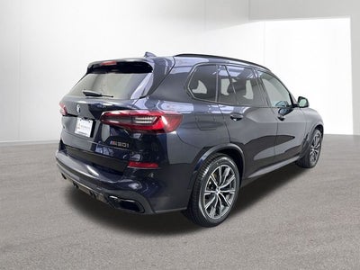2021 BMW X5 M50i