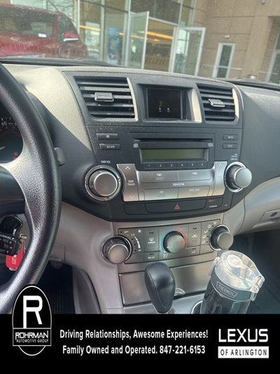 2010 Toyota Highlander Base