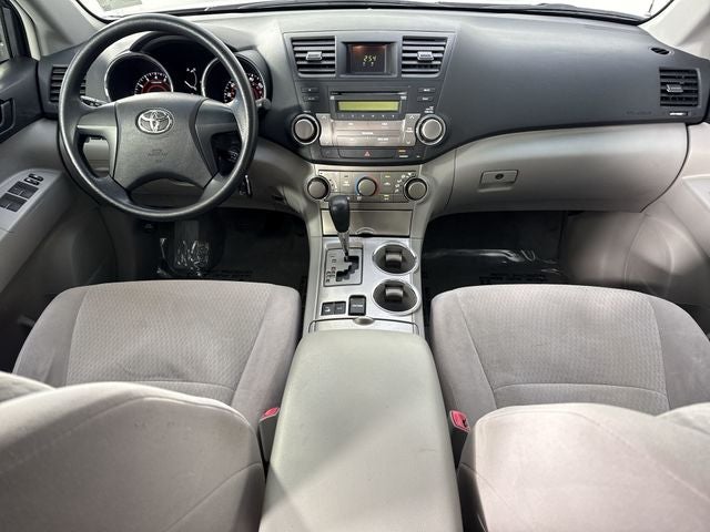 2010 Toyota Highlander Base