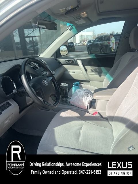 2010 Toyota Highlander Base