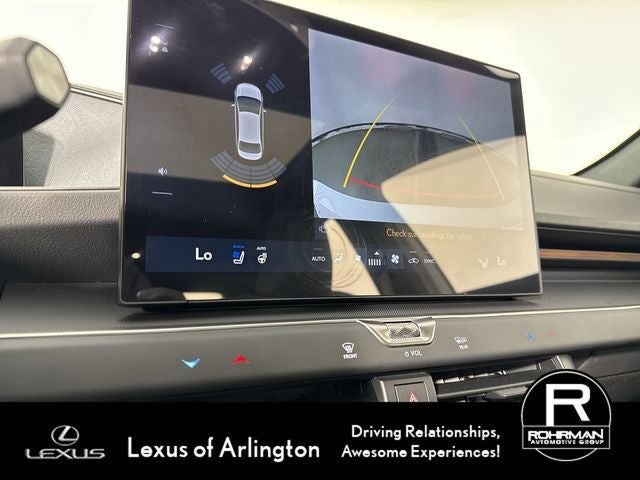 2026 Lexus ES ES 350e Luxury