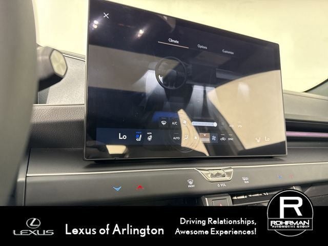 2026 Lexus ES ES 350e Luxury