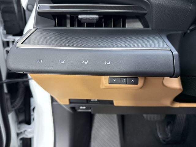 2026 Lexus ES ES 350e Premium