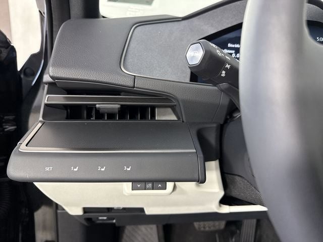 2026 Lexus ES ES 500e Luxury