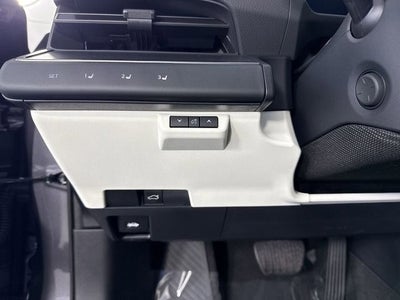 2026 Lexus ES ES 500e Luxury