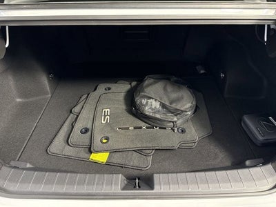 2026 Lexus ES ES 500e Luxury