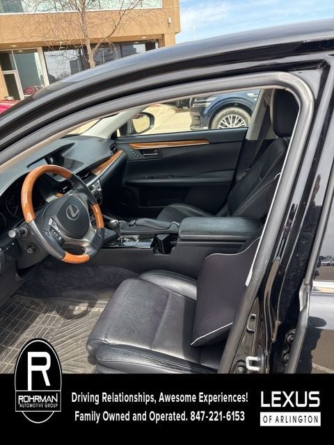 2013 Lexus ES 300h Hybrid