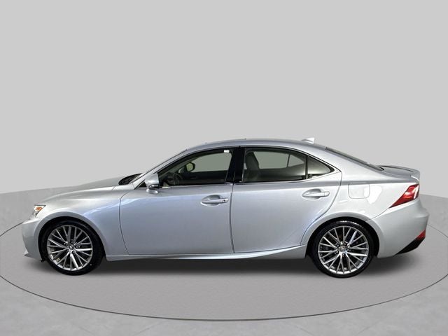 2016 Lexus IS 4dr Sdn AWD