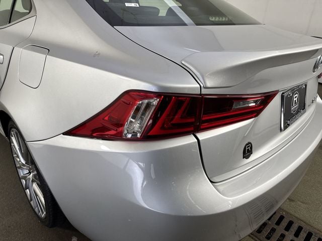 2016 Lexus IS 4dr Sdn AWD
