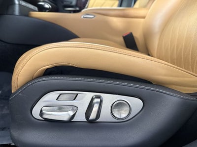 2023 Lexus LS 500h AWD