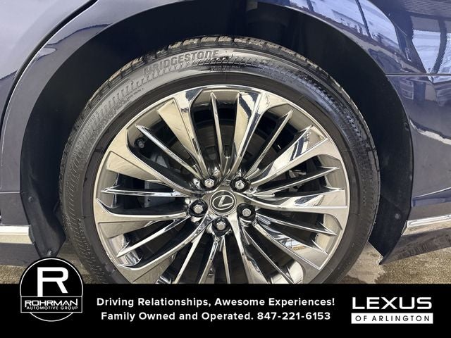 2023 Lexus LS 500h AWD