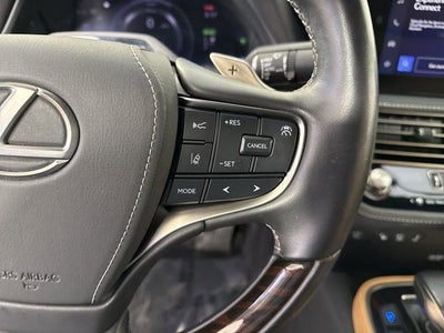 2023 Lexus LS 500h AWD