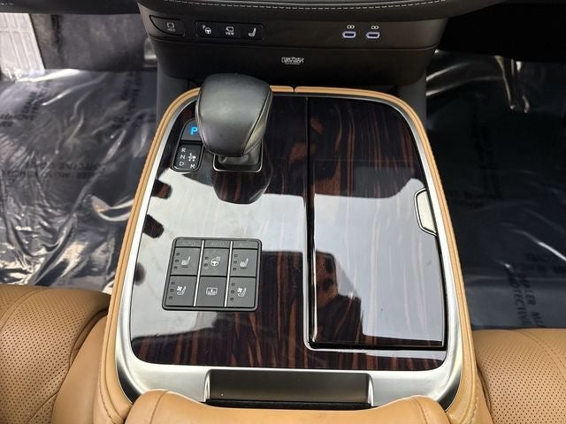 2023 Lexus LS 500h AWD