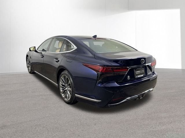2023 Lexus LS 500h AWD