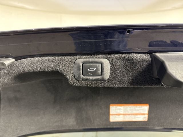 2023 Lexus LS 500h AWD