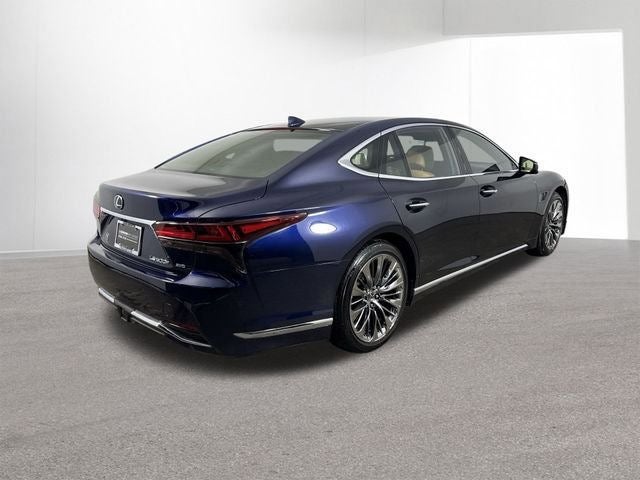 2023 Lexus LS 500h AWD