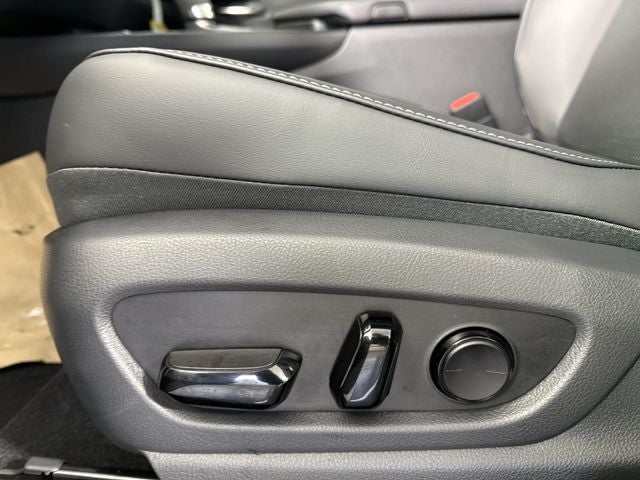 2026 Lexus UX 300h F SPORT DESIGN AWD