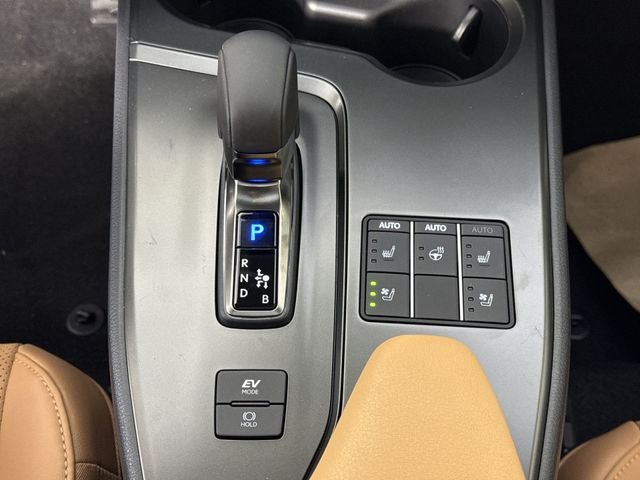 2026 Lexus UX 300h PREMIUM AWD