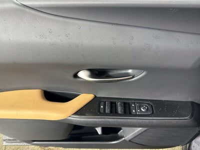 2026 Lexus UX 300h PREMIUM AWD