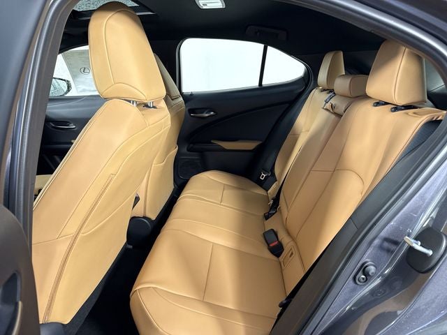 2026 Lexus UX 300h PREMIUM AWD